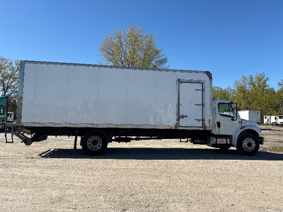 Medium Duty Box Truck-Light and Medium Duty Trucks-Freightliner-2019-M2-Gansevoort-NY-147,436\n\t\tmiles-$ 56,000 - Image 15