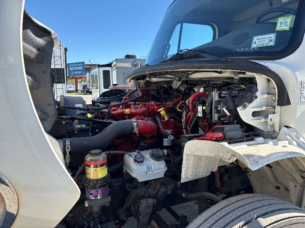 Medium Duty Box Truck-Light and Medium Duty Trucks-Freightliner-2019-M2-Gansevoort-NY-147,436\n\t\tmiles-$ 56,000 - Image 24