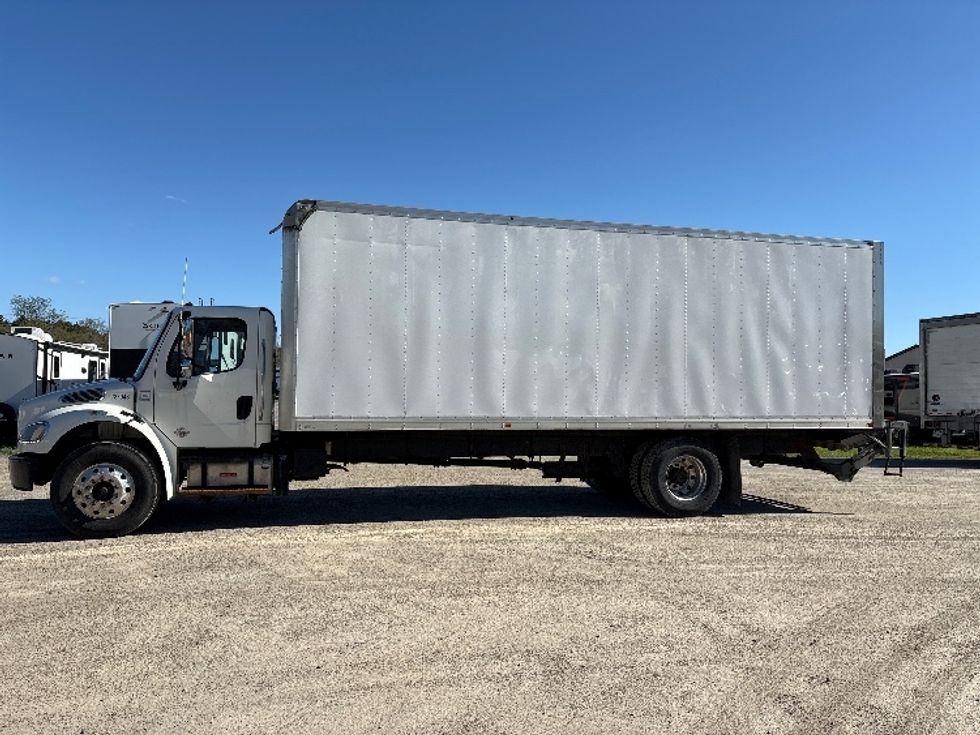 Medium Duty Box Truck-Light and Medium Duty Trucks-Freightliner-2019-M2-Gansevoort-NY-147,436\n\t\tmiles-$ 56,000 - Image 4