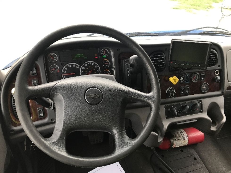 Medium Duty Box Truck-Light and Medium Duty Trucks-Freightliner-2019-M2-Garden City-GA-140,602\n\t\tmiles-$ 60,250 - Image 18