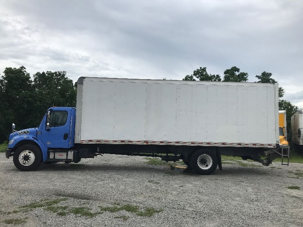 2019 Freightliner M2 106 Medium Duty photo 4