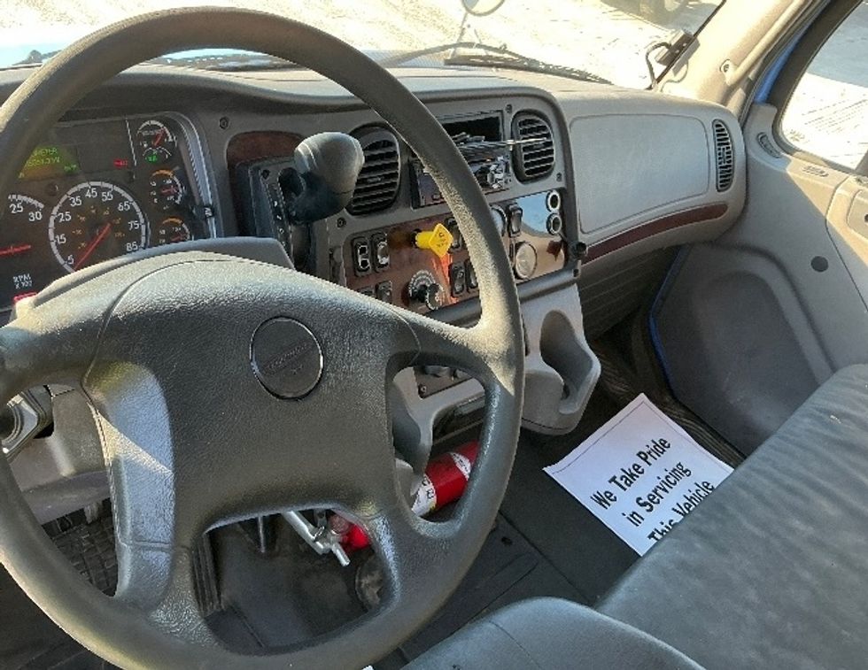 Medium Duty Box Truck-Light and Medium Duty Trucks-Freightliner-2019-M2-Garden City-GA-156,564\n\t\tmiles-$ 56,750 - Image 17