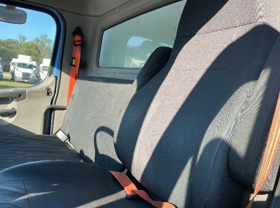 Medium Duty Box Truck-Light and Medium Duty Trucks-Freightliner-2019-M2-Garden City-GA-156,564\n\t\tmiles-$ 56,750 - Image 18