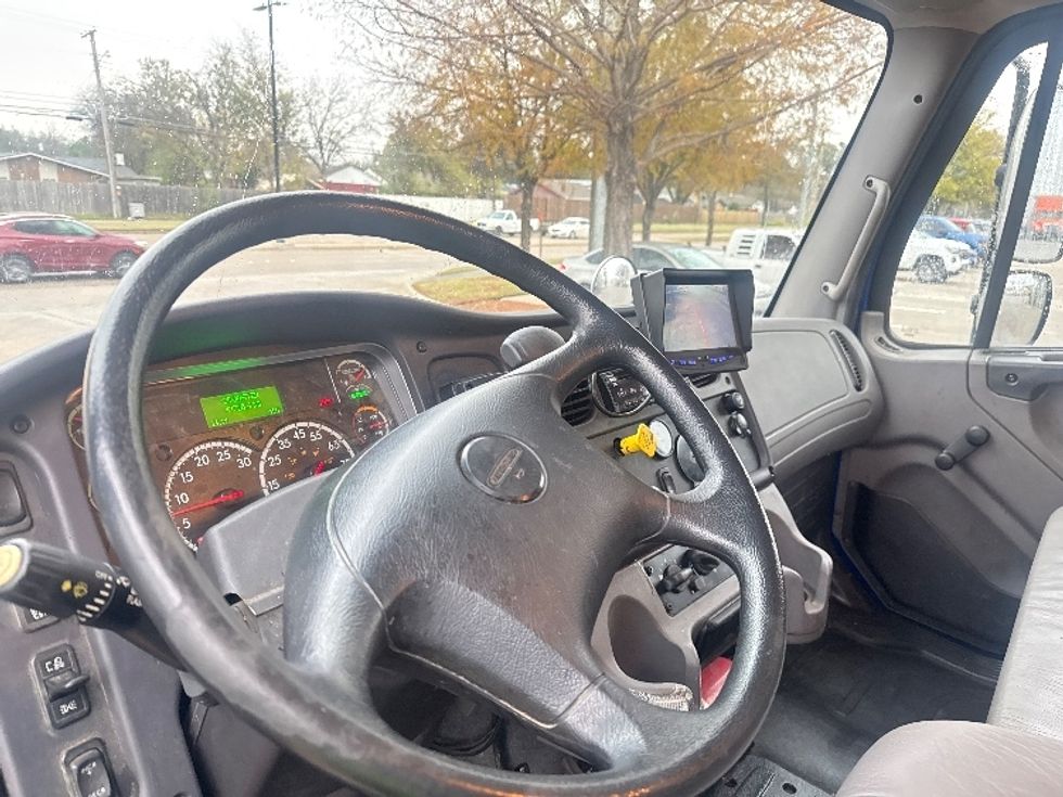 Medium Duty Box Truck-Light and Medium Duty Trucks-Freightliner-2019-M2-Garland-TX-179,489\n\t\tmiles-$ 52,250 - Image 17