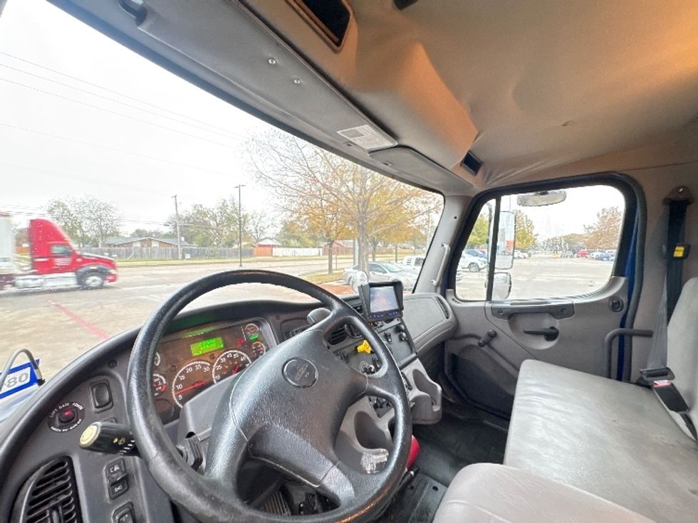 Medium Duty Box Truck-Light and Medium Duty Trucks-Freightliner-2019-M2-Garland-TX-179,489\n\t\tmiles-$ 52,250 - Image 19