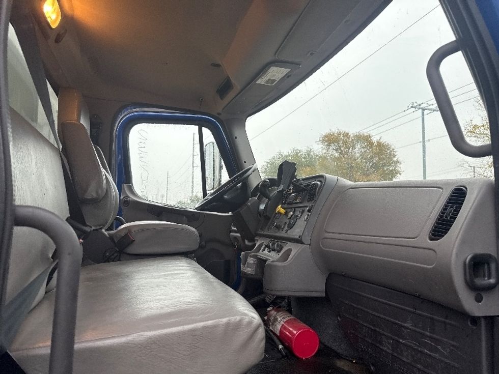 Medium Duty Box Truck-Light and Medium Duty Trucks-Freightliner-2019-M2-Garland-TX-179,489\n\t\tmiles-$ 52,250 - Image 20