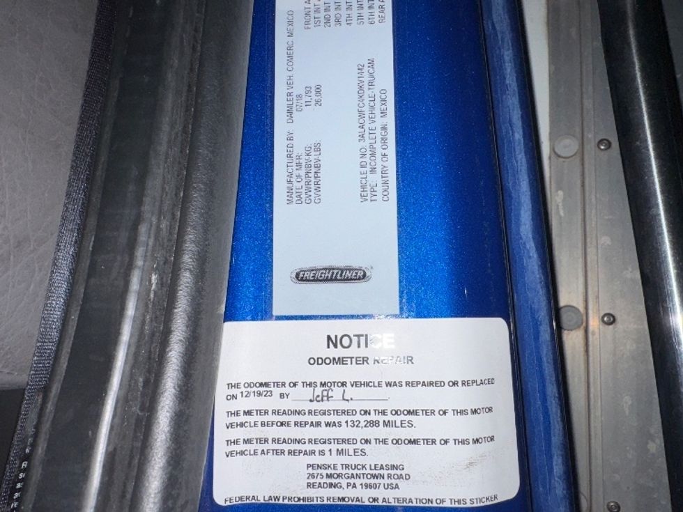 Medium Duty Box Truck-Light and Medium Duty Trucks-Freightliner-2019-M2-Garland-TX-179,489\n\t\tmiles-$ 52,250 - Image 25