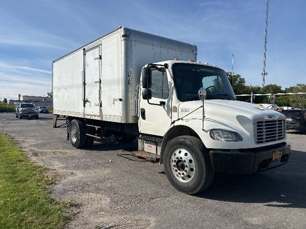 Medium Duty Box Truck-Light and Medium Duty Trucks-Freightliner-2019-M2-Geneva-NY-131,876\n\t\tmiles-$ 40,750 - Image 1