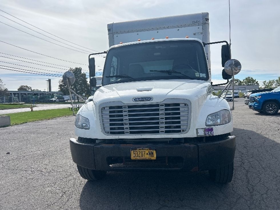 Medium Duty Box Truck-Light and Medium Duty Trucks-Freightliner-2019-M2-Geneva-NY-166,495\n\t\tmiles-$ 37,750 - Image 2