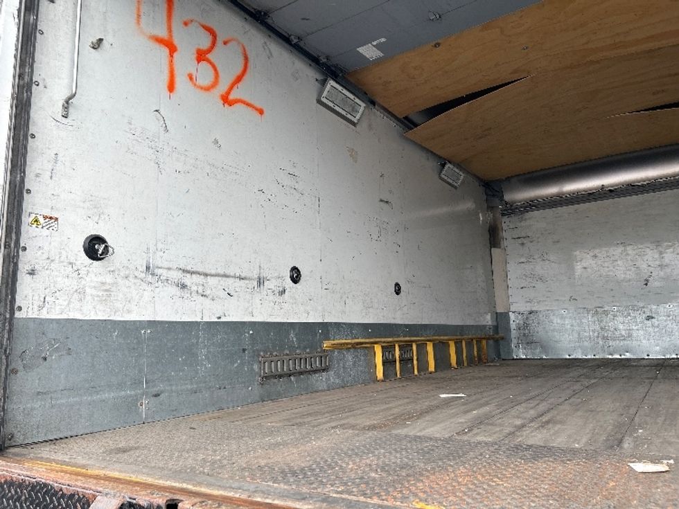 Medium Duty Box Truck-Light and Medium Duty Trucks-Freightliner-2019-M2-Gilroy-CA-144,603\n\t\tmiles-$ 38,000 - Image 11