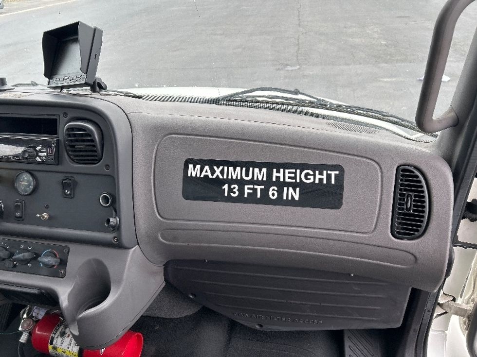 Medium Duty Box Truck-Light and Medium Duty Trucks-Freightliner-2019-M2-Gilroy-CA-144,603\n\t\tmiles-$ 38,000 - Image 21