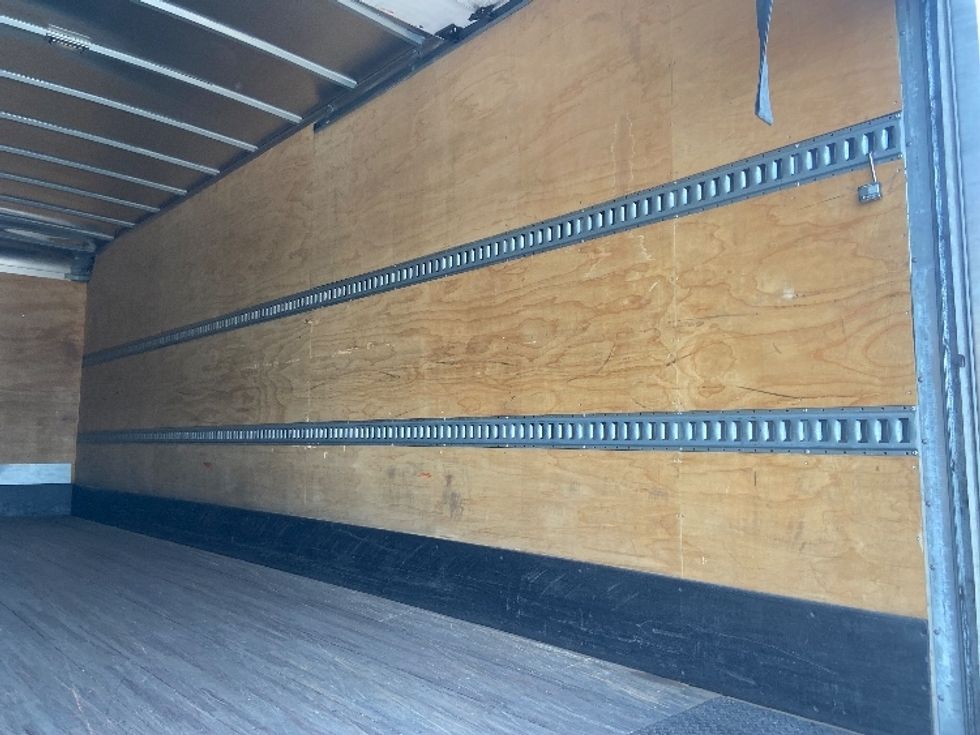 Medium Duty Box Truck-Light and Medium Duty Trucks-Freightliner-2019-M2-Grand Prairie-TX-152,393\n\t\tmiles-$ 56,750 - Image 12