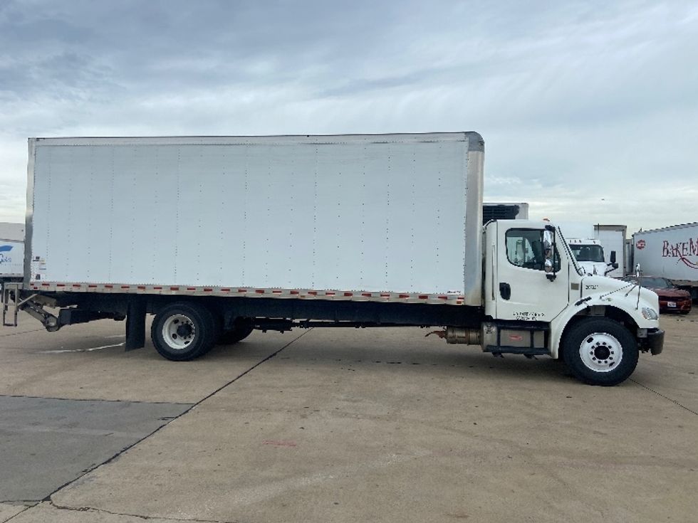 Medium Duty Box Truck-Light and Medium Duty Trucks-Freightliner-2019-M2-Grand Prairie-TX-152,393\n\t\tmiles-$ 56,750 - Image 15