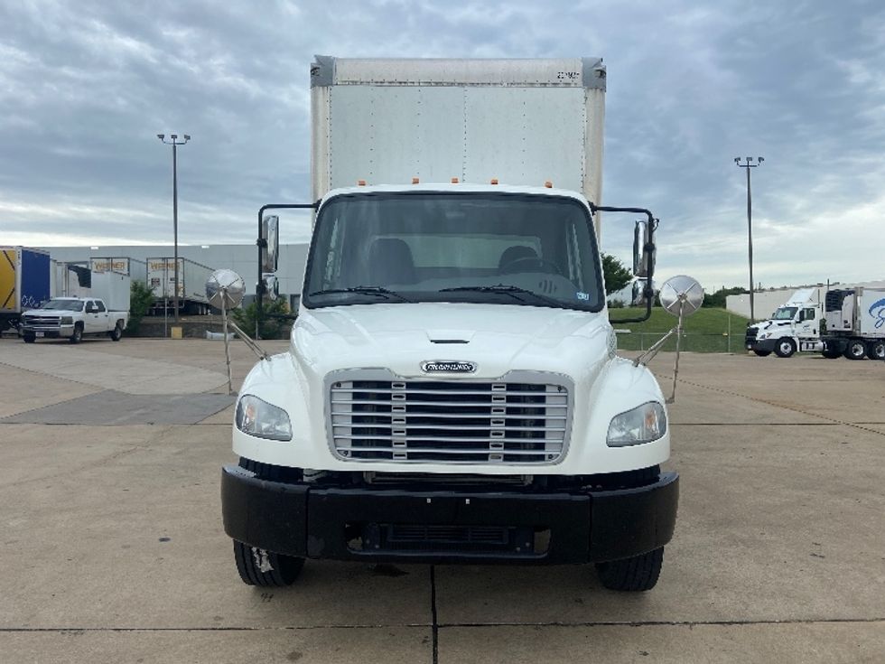 Medium Duty Box Truck-Light and Medium Duty Trucks-Freightliner-2019-M2-Grand Prairie-TX-152,393\n\t\tmiles-$ 56,750 - Image 2