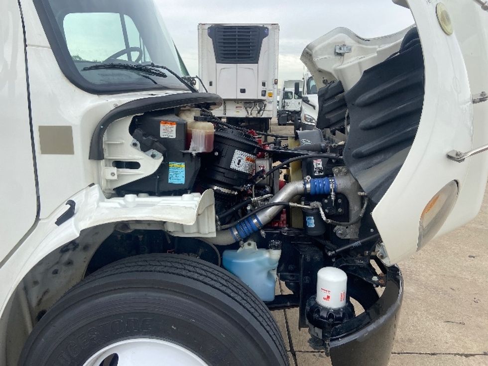 Medium Duty Box Truck-Light and Medium Duty Trucks-Freightliner-2019-M2-Grand Prairie-TX-152,393\n\t\tmiles-$ 56,750 - Image 23