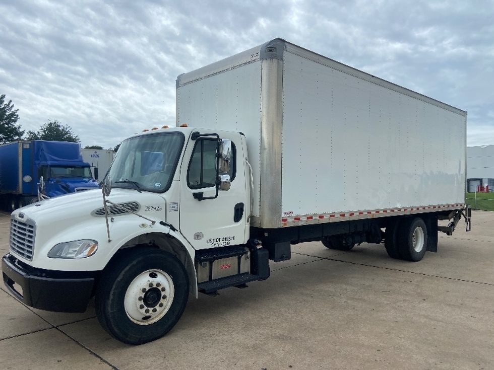 Medium Duty Box Truck-Light and Medium Duty Trucks-Freightliner-2019-M2-Grand Prairie-TX-152,393\n\t\tmiles-$ 56,750 - Image 3