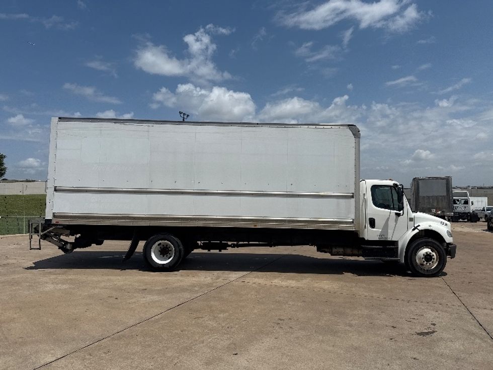 Medium Duty Box Truck-Light and Medium Duty Trucks-Freightliner-2019-M2-Grand Prairie-TX-170,814\n\t\tmiles-$ 52,750 - Image 15