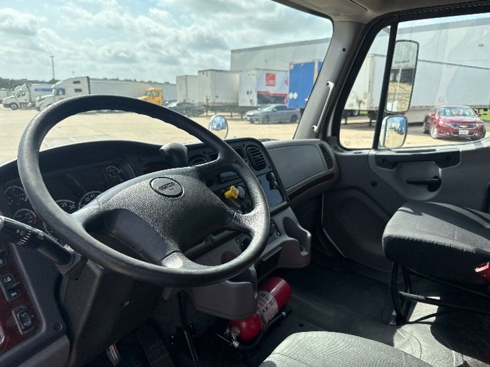 Medium Duty Box Truck-Light and Medium Duty Trucks-Freightliner-2019-M2-Grand Prairie-TX-170,814\n\t\tmiles-$ 52,750 - Image 17