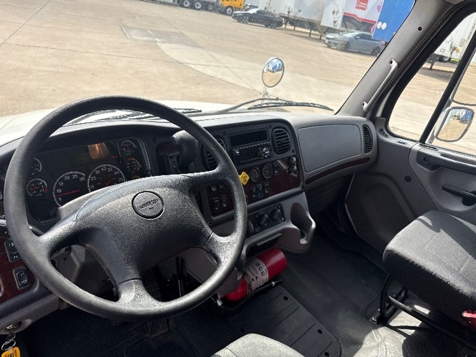 Medium Duty Box Truck-Light and Medium Duty Trucks-Freightliner-2019-M2-Grand Prairie-TX-170,814\n\t\tmiles-$ 52,750 - Image 18