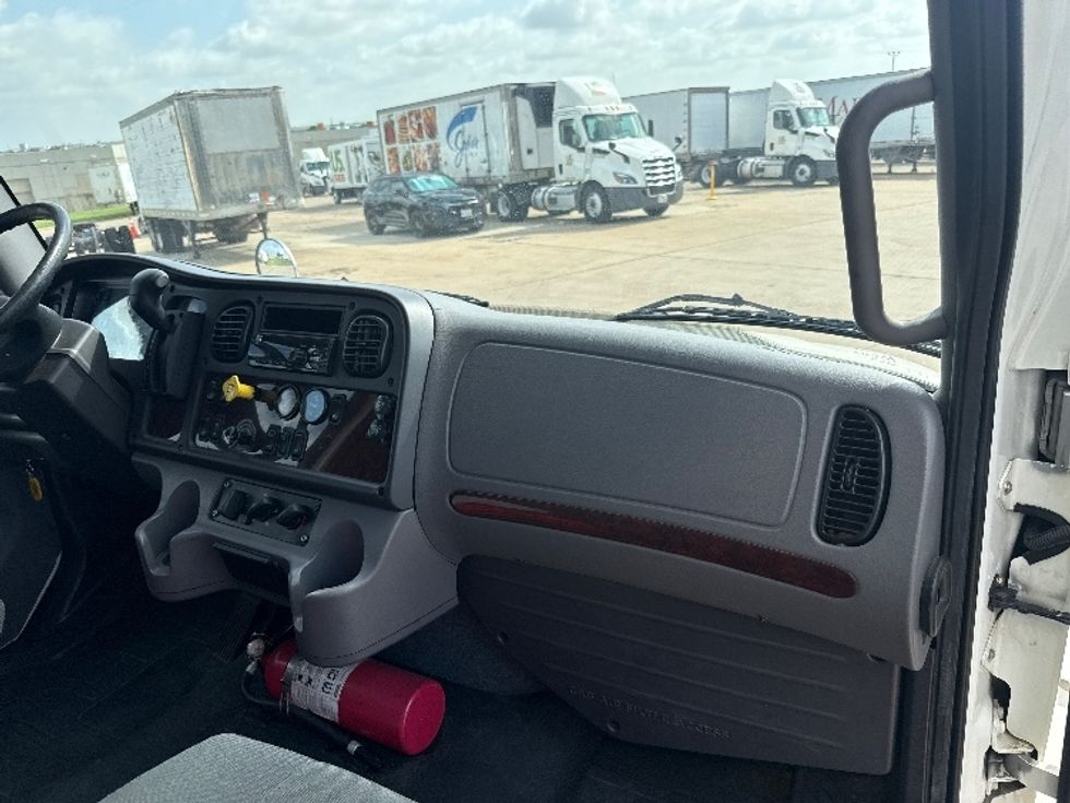 Medium Duty Box Truck-Light and Medium Duty Trucks-Freightliner-2019-M2-Grand Prairie-TX-170,814\n\t\tmiles-$ 52,750 - Image 21