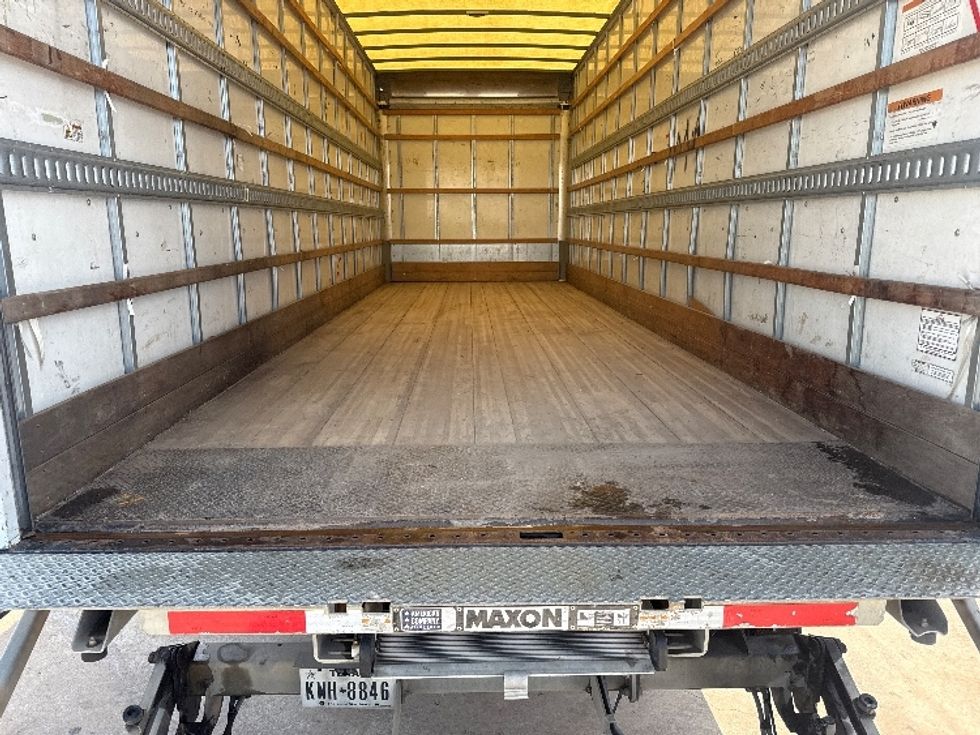 Medium Duty Box Truck-Light and Medium Duty Trucks-Freightliner-2019-M2-Grand Prairie-TX-170,814\n\t\tmiles-$ 52,750 - Image 8