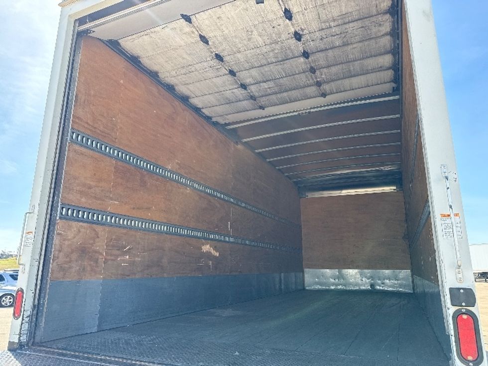 Medium Duty Box Truck-Light and Medium Duty Trucks-Freightliner-2019-M2-Grand Prairie-TX-174,306\n\t\tmiles-$ 50,750 - Image 11