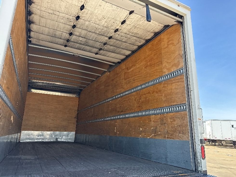 Medium Duty Box Truck-Light and Medium Duty Trucks-Freightliner-2019-M2-Grand Prairie-TX-174,306\n\t\tmiles-$ 50,750 - Image 12