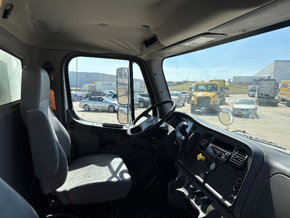 Medium Duty Box Truck-Light and Medium Duty Trucks-Freightliner-2019-M2-Grand Prairie-TX-174,306\n\t\tmiles-$ 50,750 - Image 22