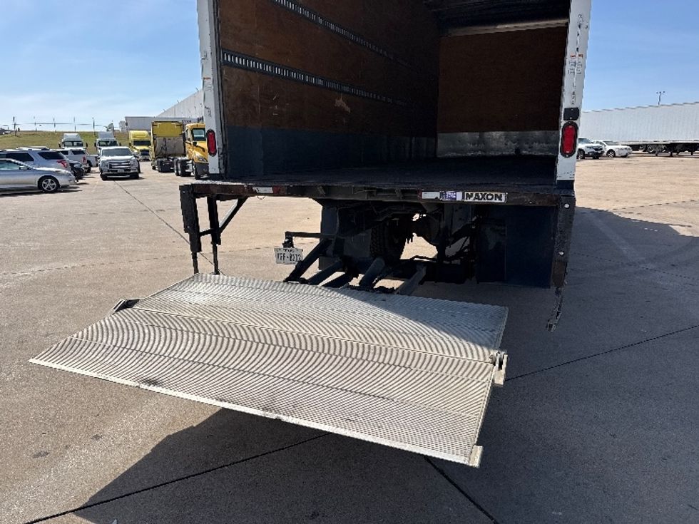 Medium Duty Box Truck-Light and Medium Duty Trucks-Freightliner-2019-M2-Grand Prairie-TX-174,306\n\t\tmiles-$ 50,750 - Image 9