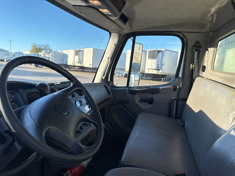 Medium Duty Box Truck-Light and Medium Duty Trucks-Freightliner-2019-M2-Grand Prairie-TX-180,205\n\t\tmiles-$ 52,250 - Image 17