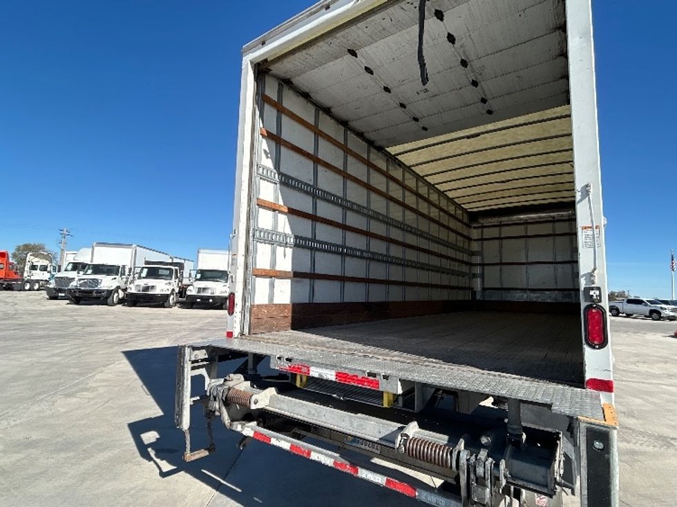 Medium Duty Box Truck-Light and Medium Duty Trucks-Freightliner-2019-M2-Greeley-CO-142,864\n\t\tmiles-$ 52,500 - Image 10