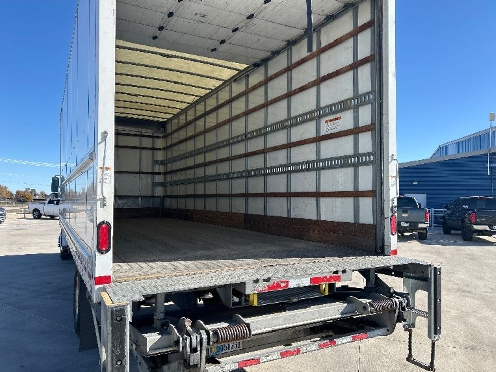 Medium Duty Box Truck-Light and Medium Duty Trucks-Freightliner-2019-M2-Greeley-CO-142,864\n\t\tmiles-$ 52,500 - Image 11