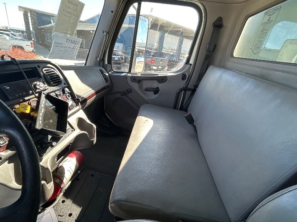 Medium Duty Box Truck-Light and Medium Duty Trucks-Freightliner-2019-M2-Greeley-CO-142,864\n\t\tmiles-$ 52,500 - Image 18