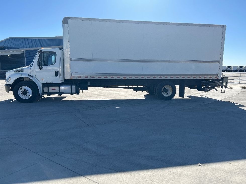Medium Duty Box Truck-Light and Medium Duty Trucks-Freightliner-2019-M2-Greeley-CO-142,864\n\t\tmiles-$ 52,500 - Image 4