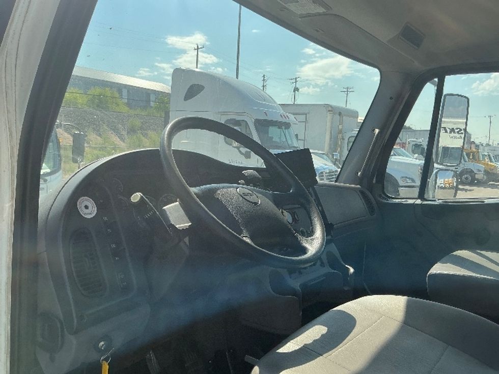Medium Duty Box Truck-Light and Medium Duty Trucks-Freightliner-2019-M2-Greeley-CO-145,522\n\t\tmiles-$ 54,250 - Image 17