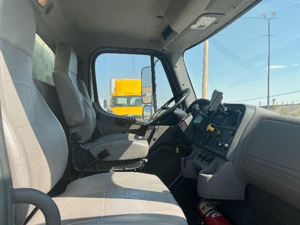 Medium Duty Box Truck-Light and Medium Duty Trucks-Freightliner-2019-M2-Greeley-CO-145,522\n\t\tmiles-$ 54,250 - Image 22