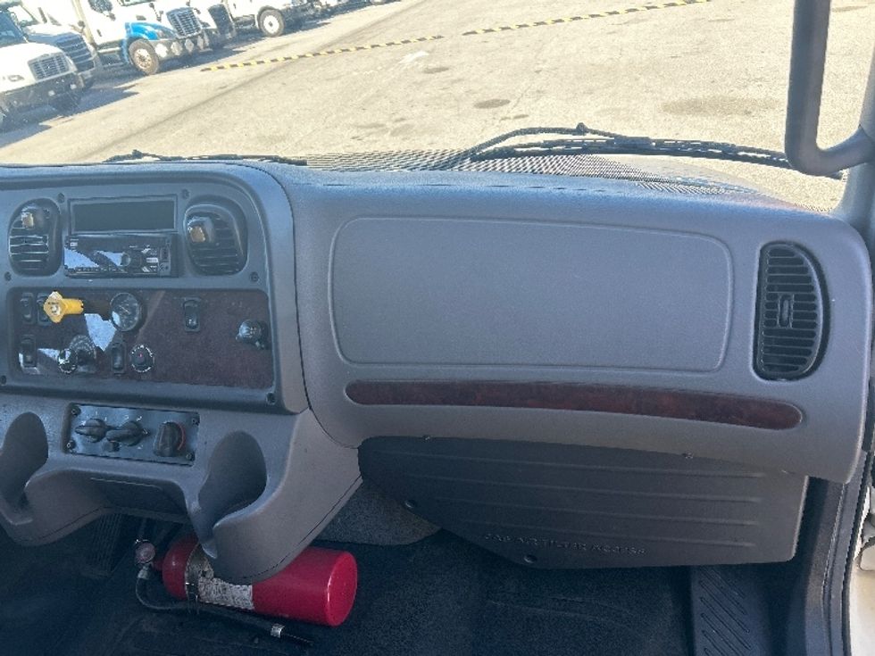 Medium Duty Box Truck-Light and Medium Duty Trucks-Freightliner-2019-M2-Greensboro-NC-136,208\n\t\tmiles-$ 50,500 - Image 20