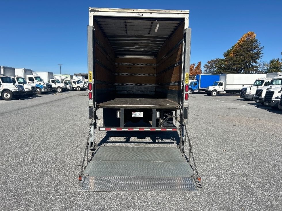 Medium Duty Box Truck-Light and Medium Duty Trucks-Freightliner-2019-M2-Greensboro-NC-136,208\n\t\tmiles-$ 50,500 - Image 8
