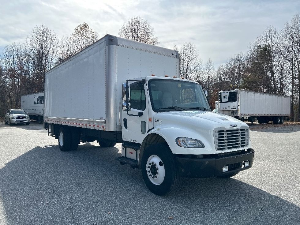 Medium Duty Box Truck-Light and Medium Duty Trucks-Freightliner-2019-M2-Greensboro-NC-137,911\n\t\tmiles-$ 43,250 - Image 1