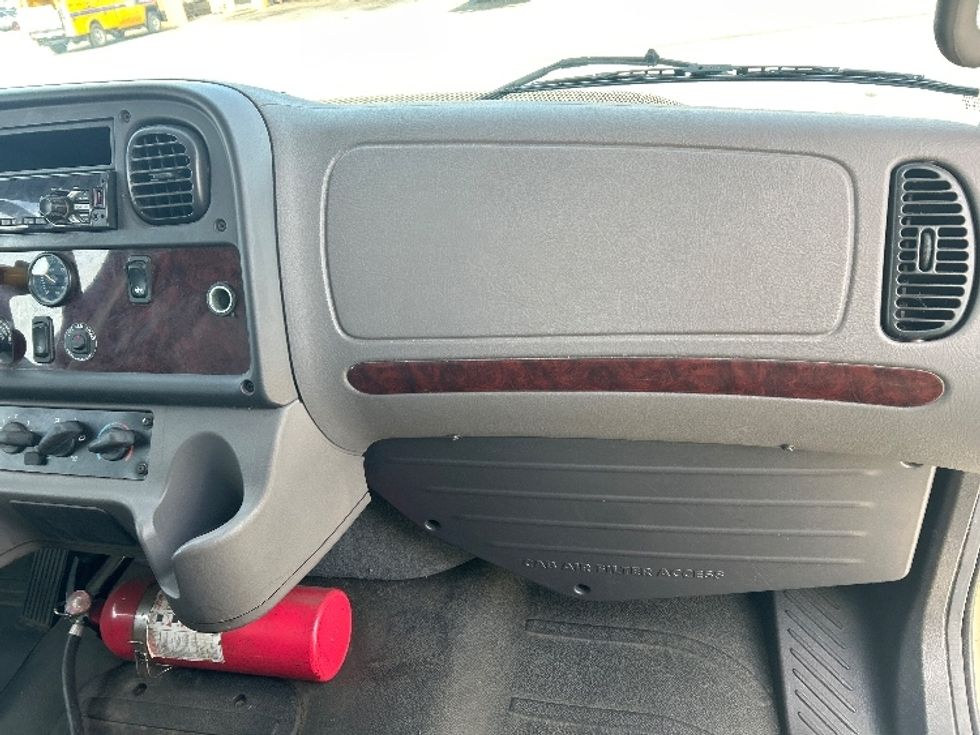 Medium Duty Box Truck-Light and Medium Duty Trucks-Freightliner-2019-M2-Greensboro-NC-145,512\n\t\tmiles-$ 49,250 - Image 19