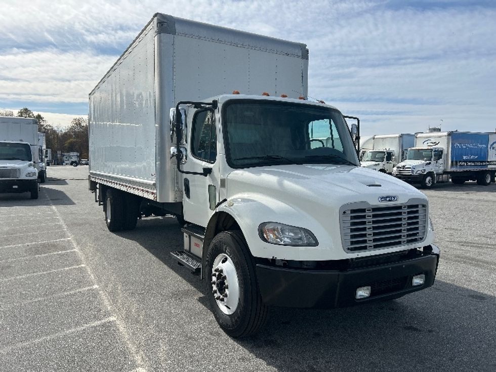 Medium Duty Box Truck-Light and Medium Duty Trucks-Freightliner-2019-M2-Greensboro-NC-145,512\n\t\tmiles-$ 49,250 - Image 3
