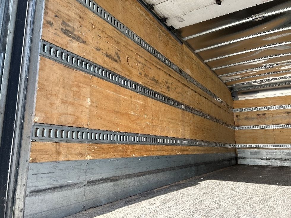 Medium Duty Box Truck-Light and Medium Duty Trucks-Freightliner-2019-M2-Greensboro-NC-146,075\n\t\tmiles-$ 48,000 - Image 10