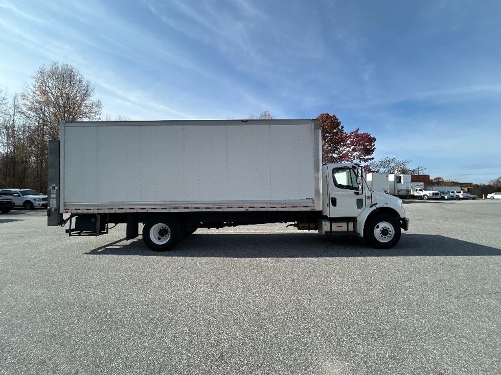 Medium Duty Box Truck-Light and Medium Duty Trucks-Freightliner-2019-M2-Greensboro-NC-146,075\n\t\tmiles-$ 48,000 - Image 14