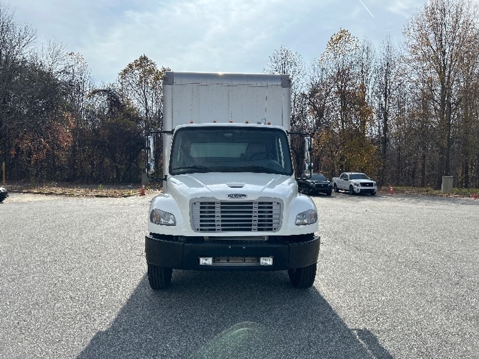 Medium Duty Box Truck-Light and Medium Duty Trucks-Freightliner-2019-M2-Greensboro-NC-146,075\n\t\tmiles-$ 48,000 - Image 2