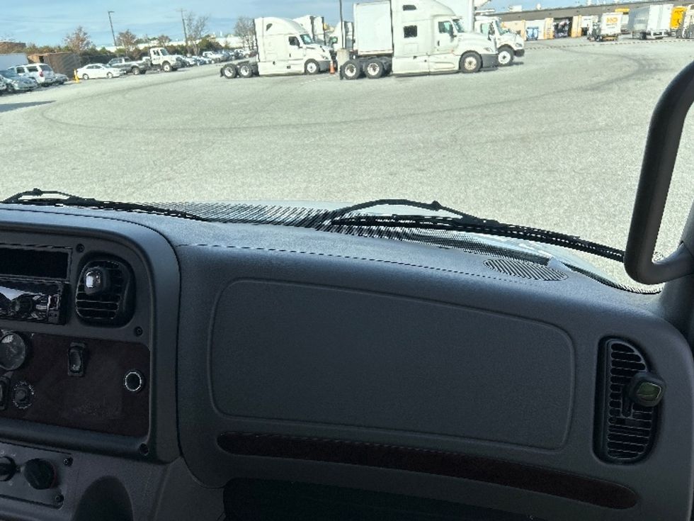 Medium Duty Box Truck-Light and Medium Duty Trucks-Freightliner-2019-M2-Greensboro-NC-146,075\n\t\tmiles-$ 48,000 - Image 20