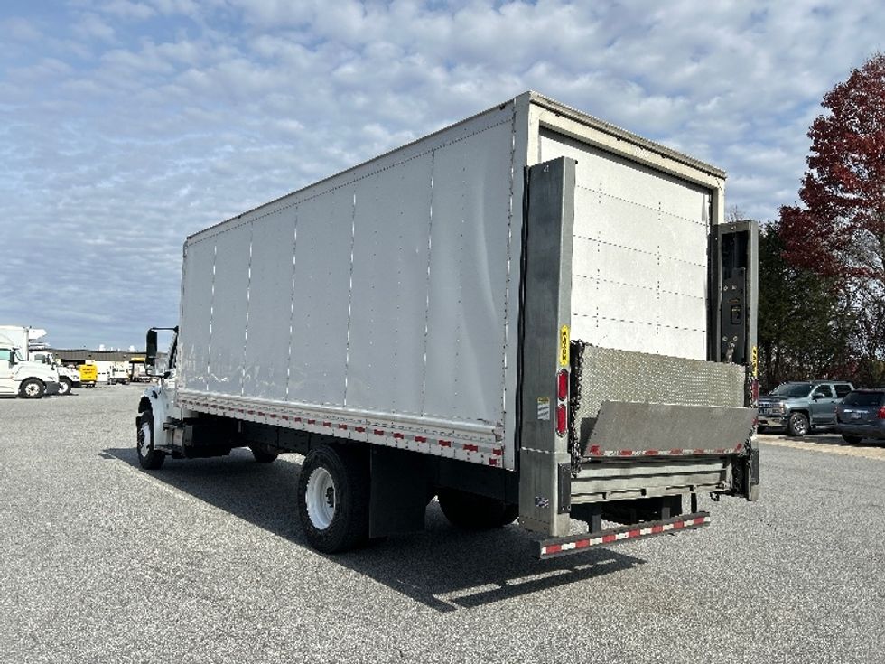 Medium Duty Box Truck-Light and Medium Duty Trucks-Freightliner-2019-M2-Greensboro-NC-146,075\n\t\tmiles-$ 48,000 - Image 6