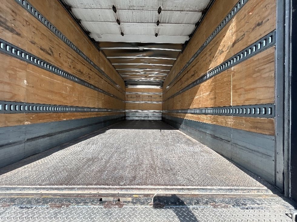 Medium Duty Box Truck-Light and Medium Duty Trucks-Freightliner-2019-M2-Greensboro-NC-146,075\n\t\tmiles-$ 48,000 - Image 9