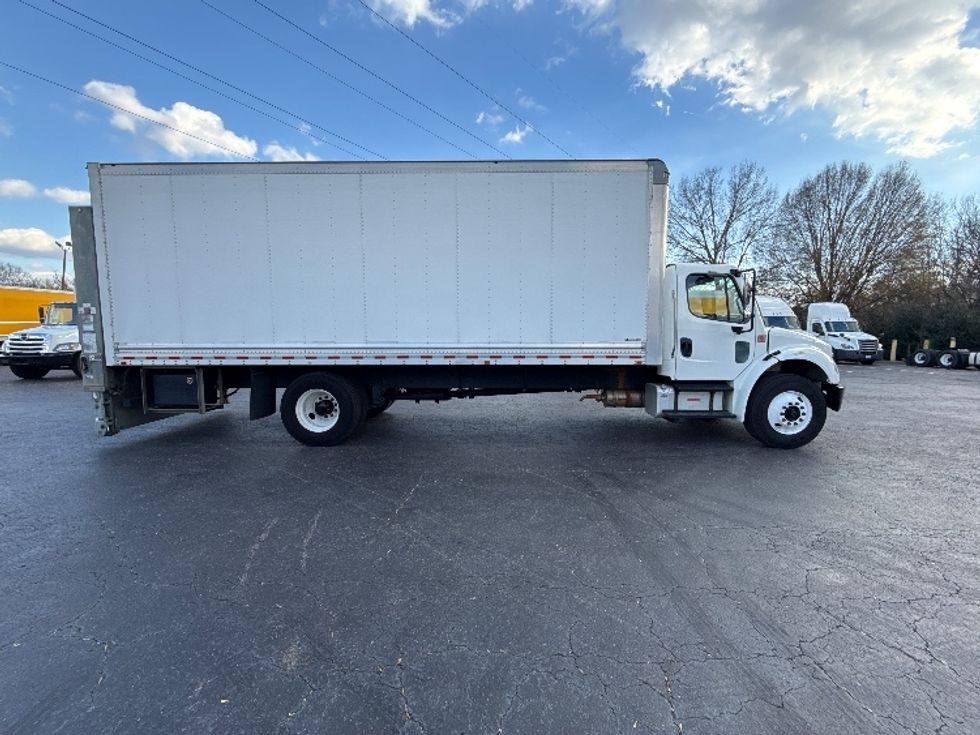 Medium Duty Box Truck-Light and Medium Duty Trucks-Freightliner-2019-M2-Greensboro-NC-162,694\n\t\tmiles-$ 45,250 - Image 14