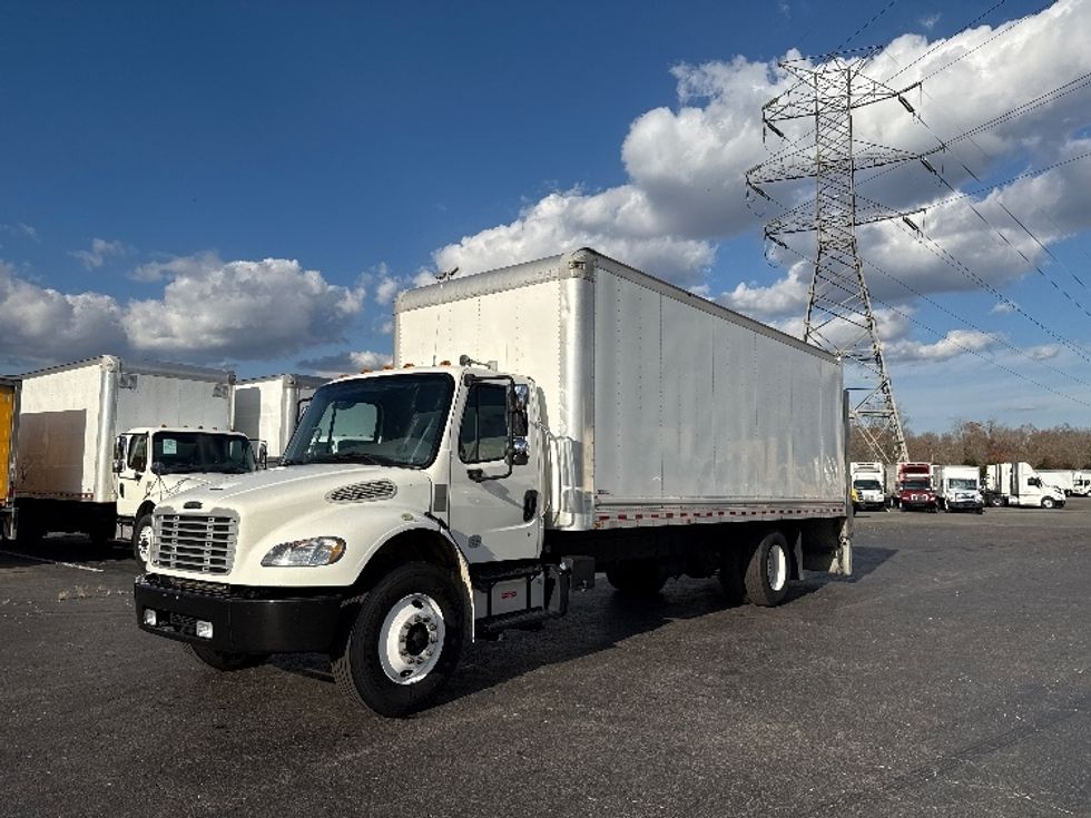 Medium Duty Box Truck-Light and Medium Duty Trucks-Freightliner-2019-M2-Greensboro-NC-162,694\n\t\tmiles-$ 45,250 - Image 3