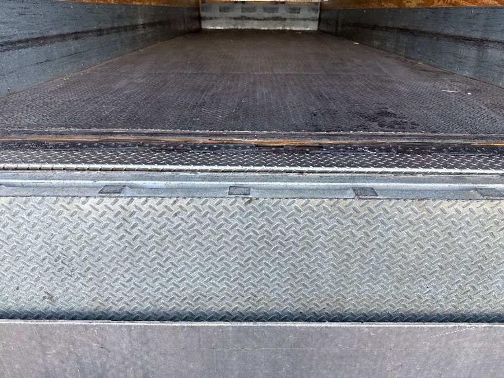 Medium Duty Box Truck-Light and Medium Duty Trucks-Freightliner-2019-M2-Greensboro-NC-162,694\n\t\tmiles-$ 45,250 - Image 9